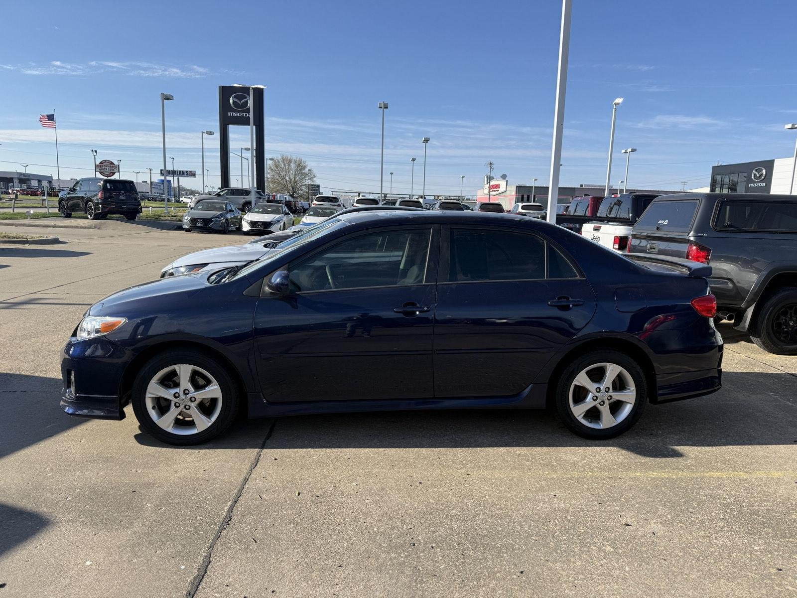Used 2011 Toyota Corolla Base with VIN 2T1BU4EE6BC560459 for sale in Cape Girardeau, MO