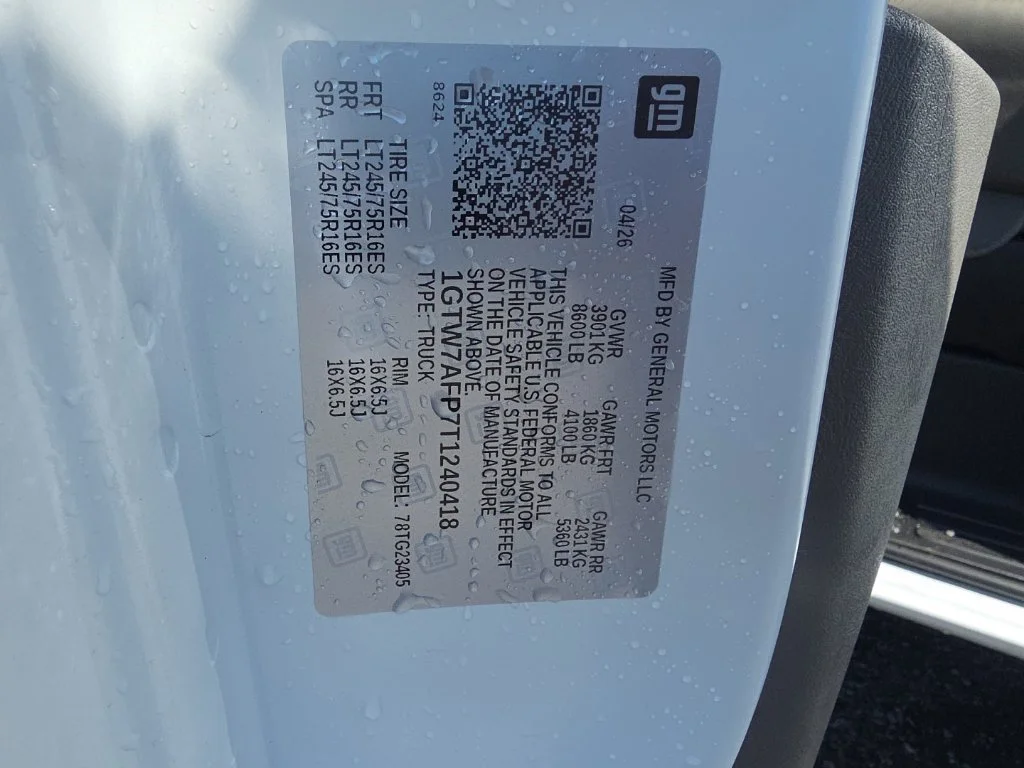 2026 GMC Savana Cargo Work Van - Photo 27