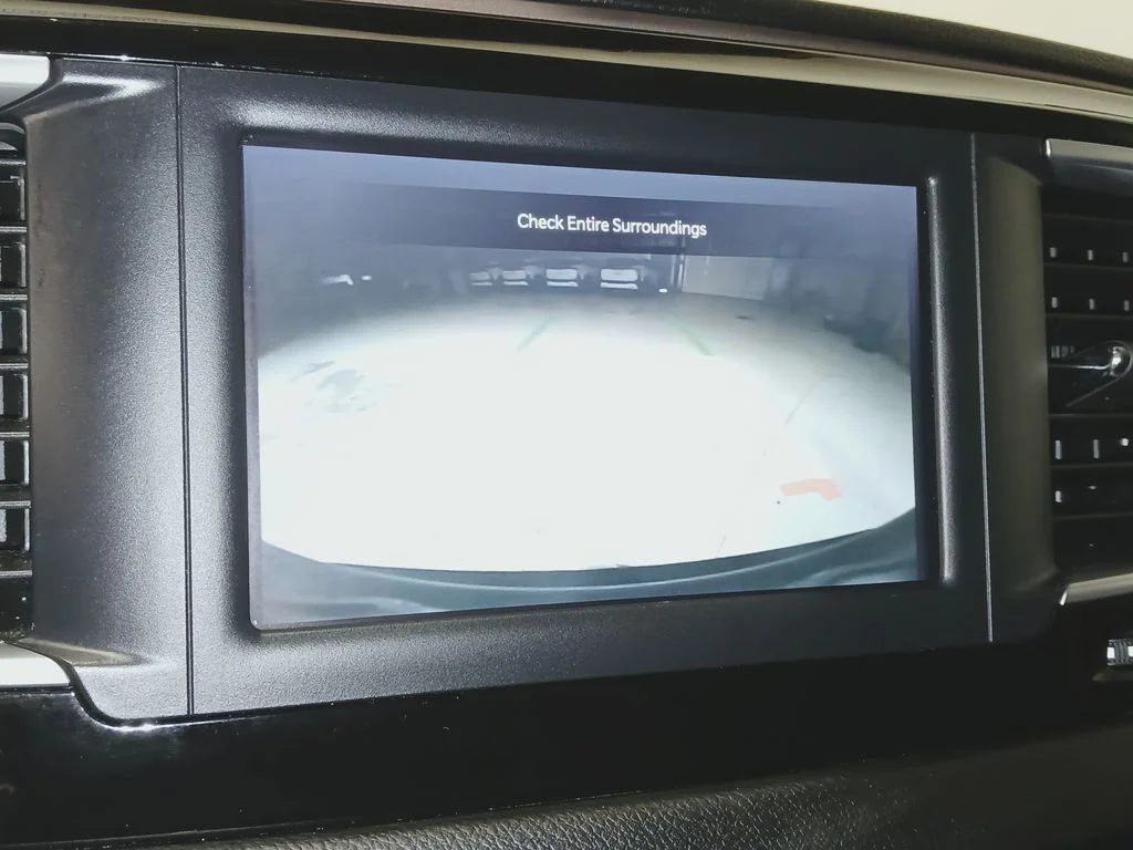 Used 2024 Black Chrysler LX image 27