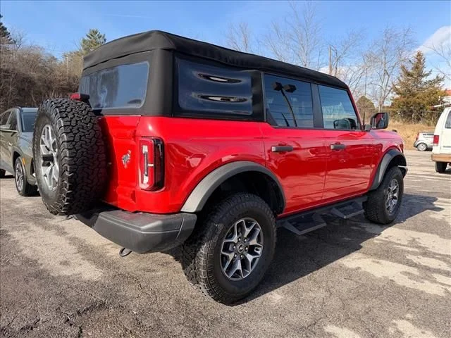 Used 2023 Red Ford Badlands image 4