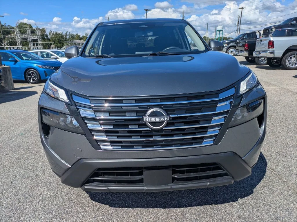 Used 2024 Gray Nissan SV image 10
