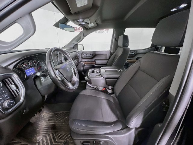 Used 2021 Black Chevrolet RST image 9