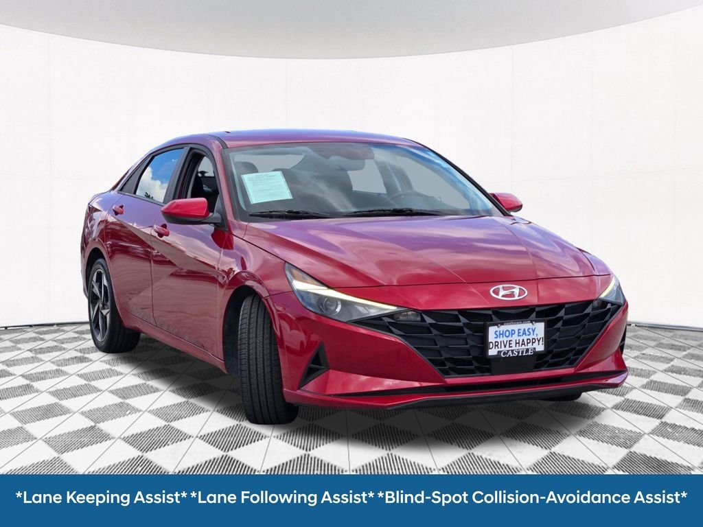 Used 2023 Red Hyundai SEL image 7