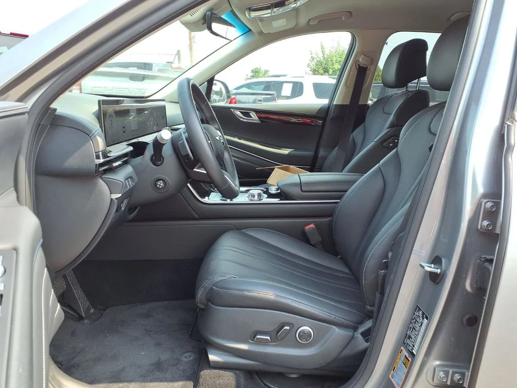 Used 2026 Savile Silver Genesis 2.5T image 18