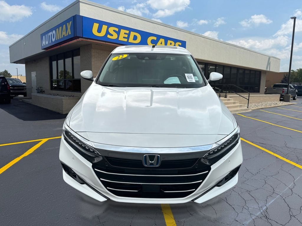 Used 2022 White Honda Touring image 3