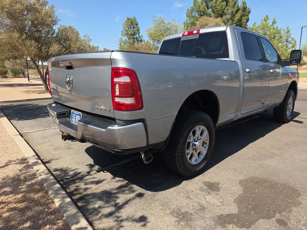 Used 2024 Silver Ram Laramie image 7