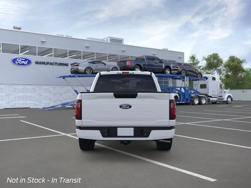 New 2026 Oxford White Ford XLT image 5