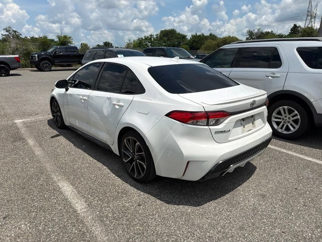 Used 2020 Super White Toyota SE image 4