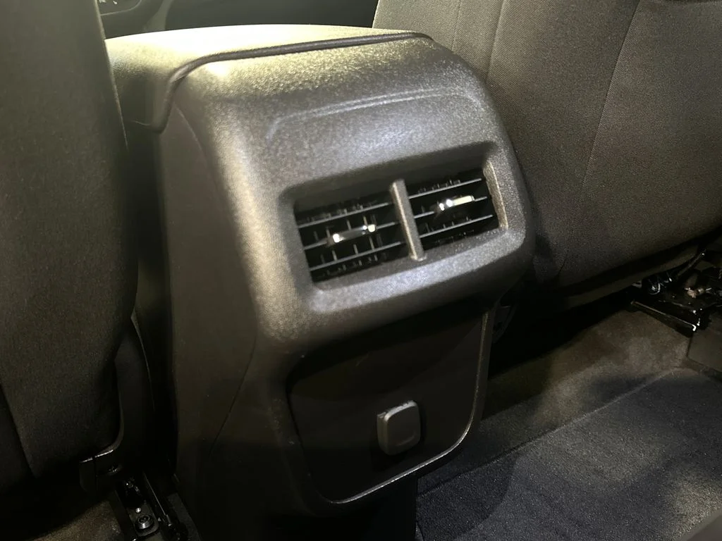 Used 2018 Red Chevrolet LT image 30