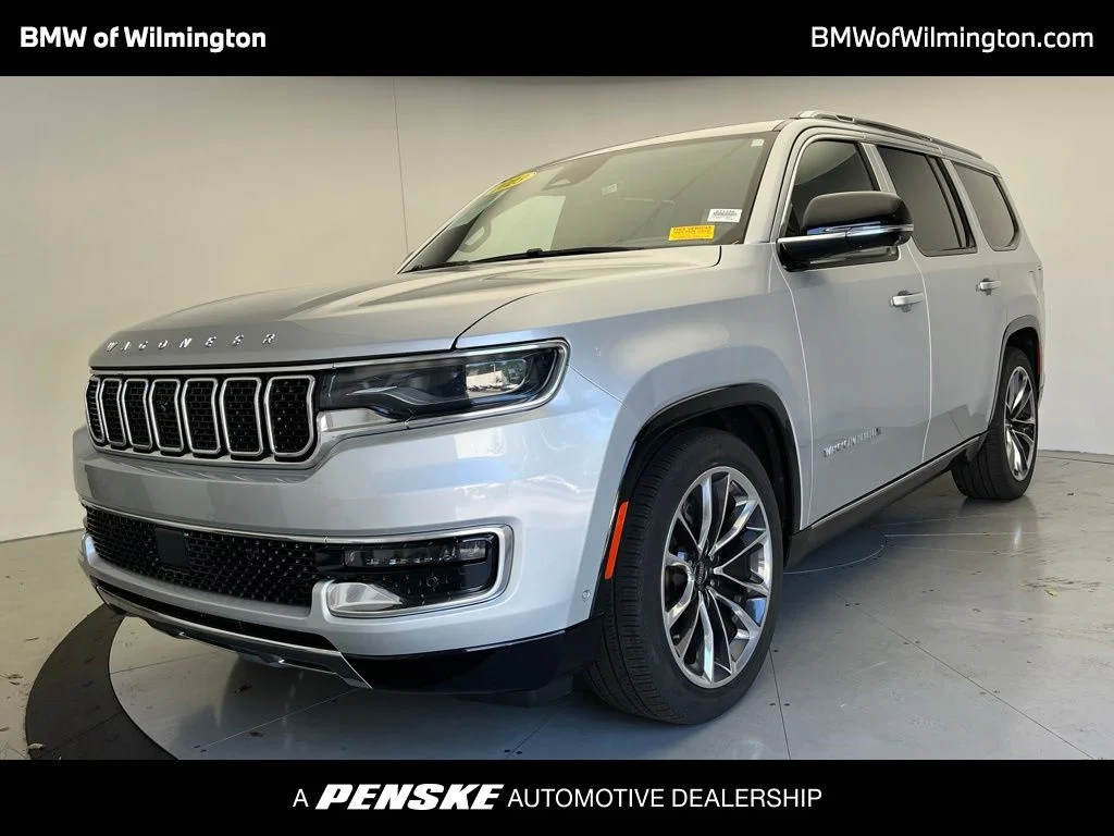 2023 Jeep Wagoneer Series III 4WD's photo