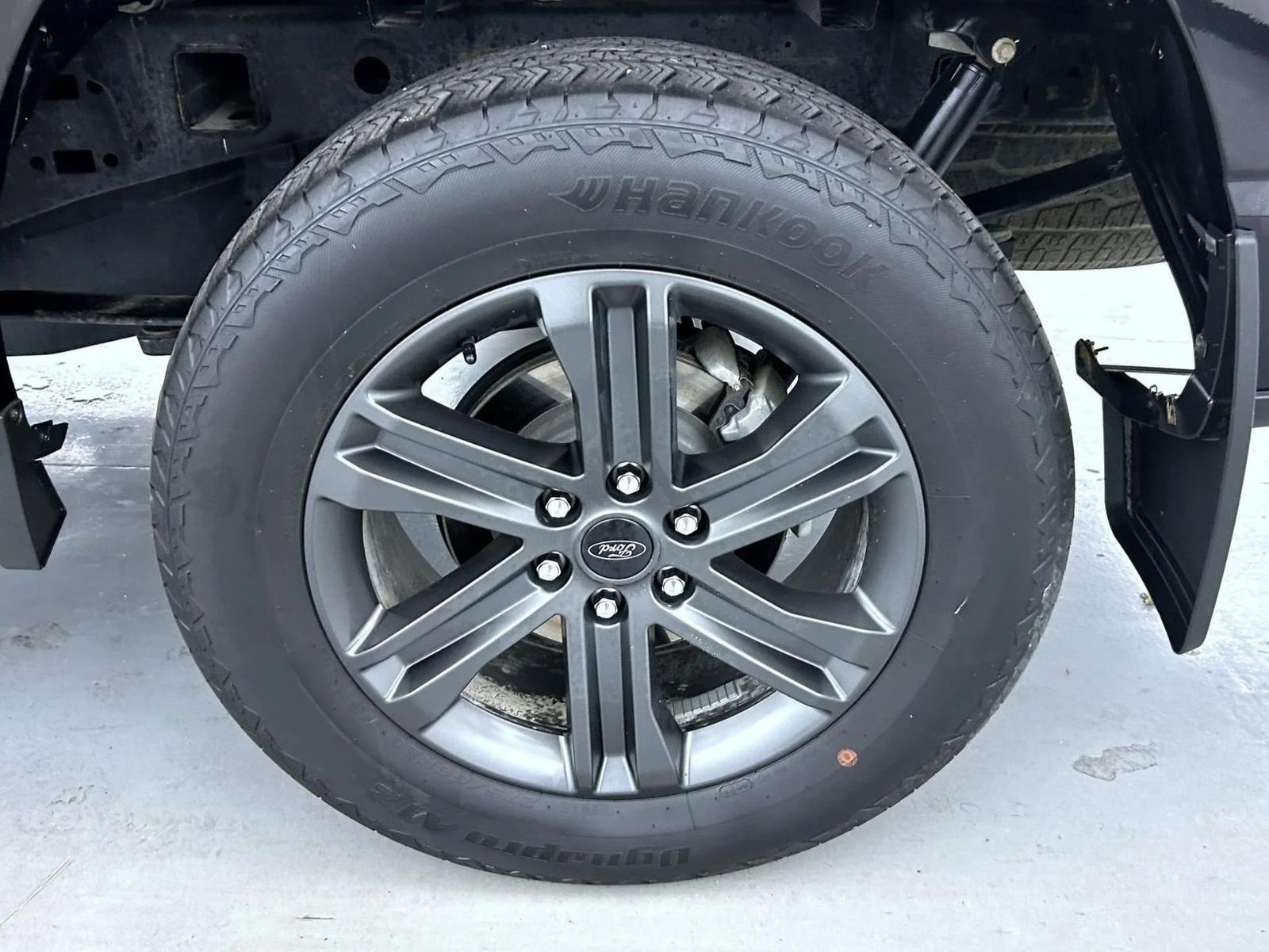 Used 2023 Black Ford XLT image 23