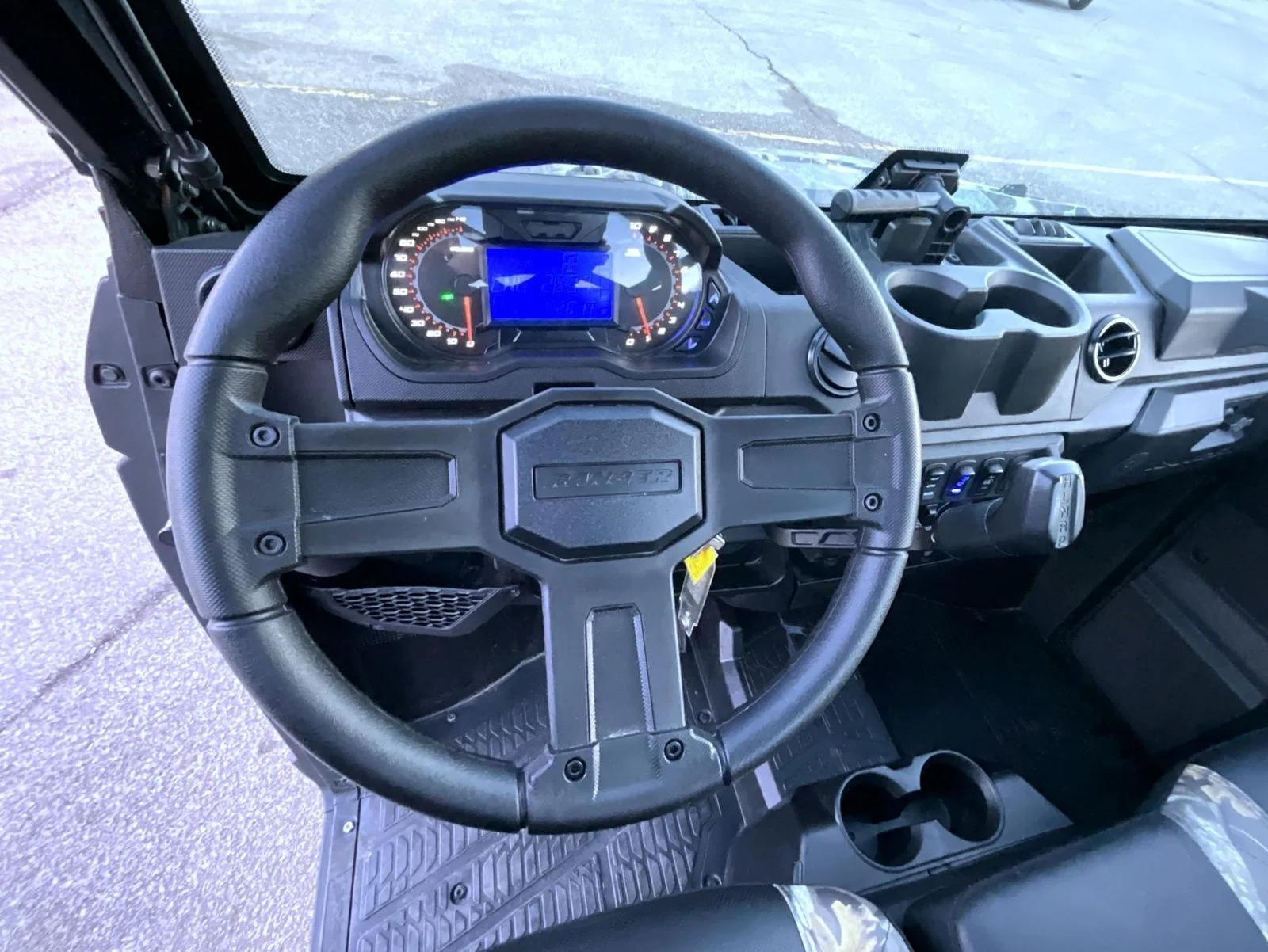 Used 2025 Green Polaris  image 12