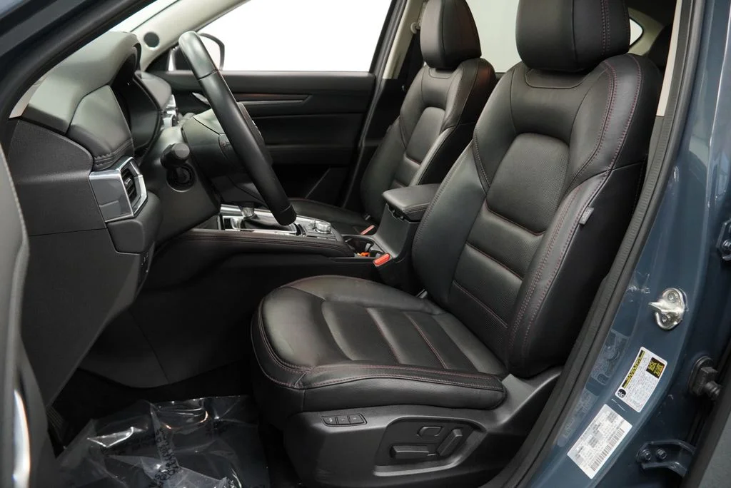 Used 2025 Gray Mazda 2.5 S Carbon Edition image 3