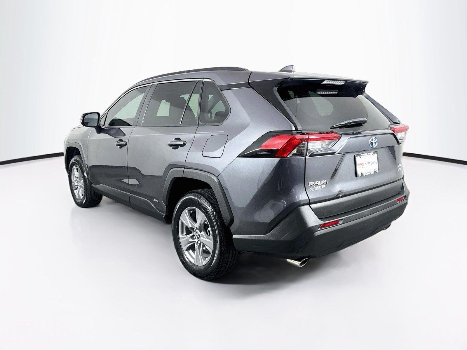 Certified Used 2022 Magnetic Gray Metallic Toyota XLE image 12