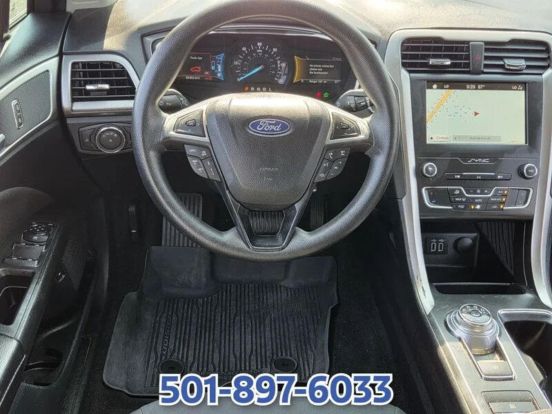 Used 2019 Black FORD SE FWD image 11