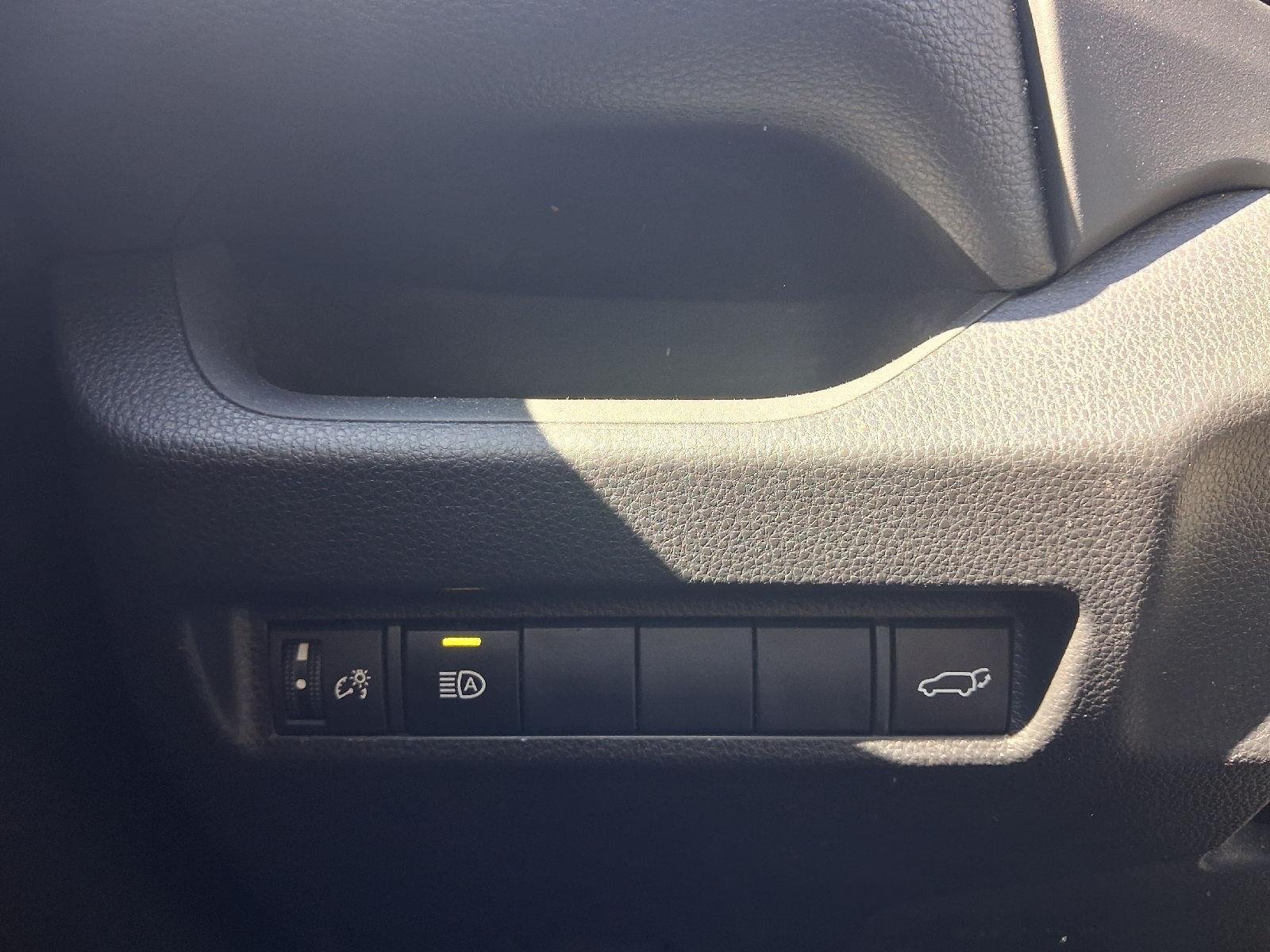 Used 2019 Magnetic Gray Metallic Toyota XLE image 36