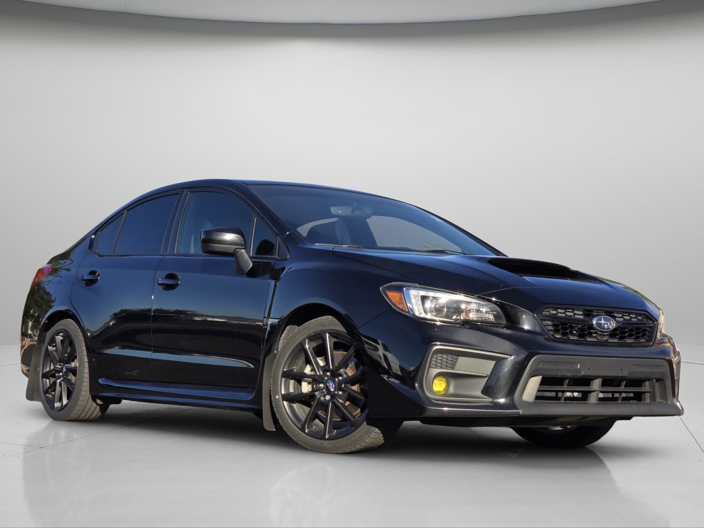 Used 2020 Crystal Black Silica Subaru Limited image 2