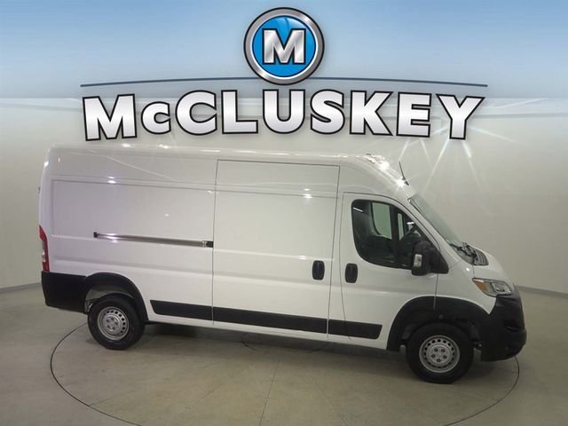 Used 2025 White Ram High Roof image 12