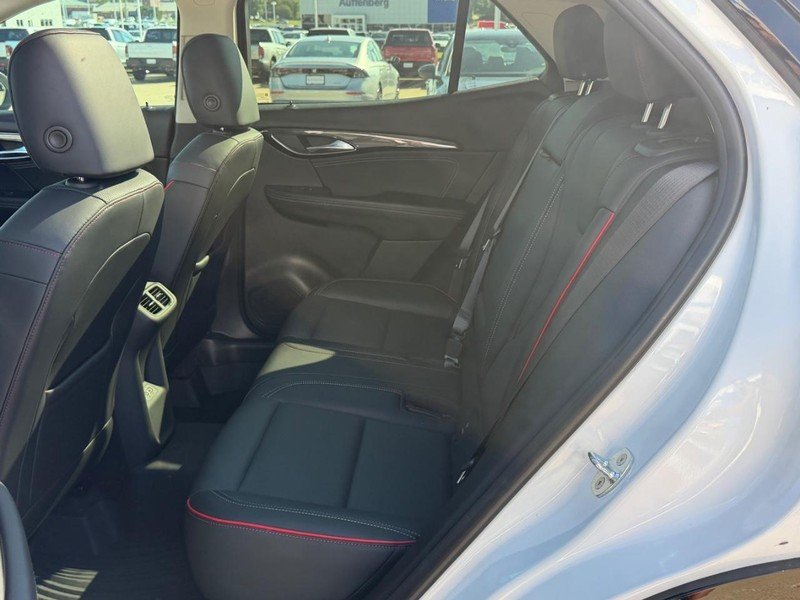 2023 Buick Envision Essence - Photo 9
