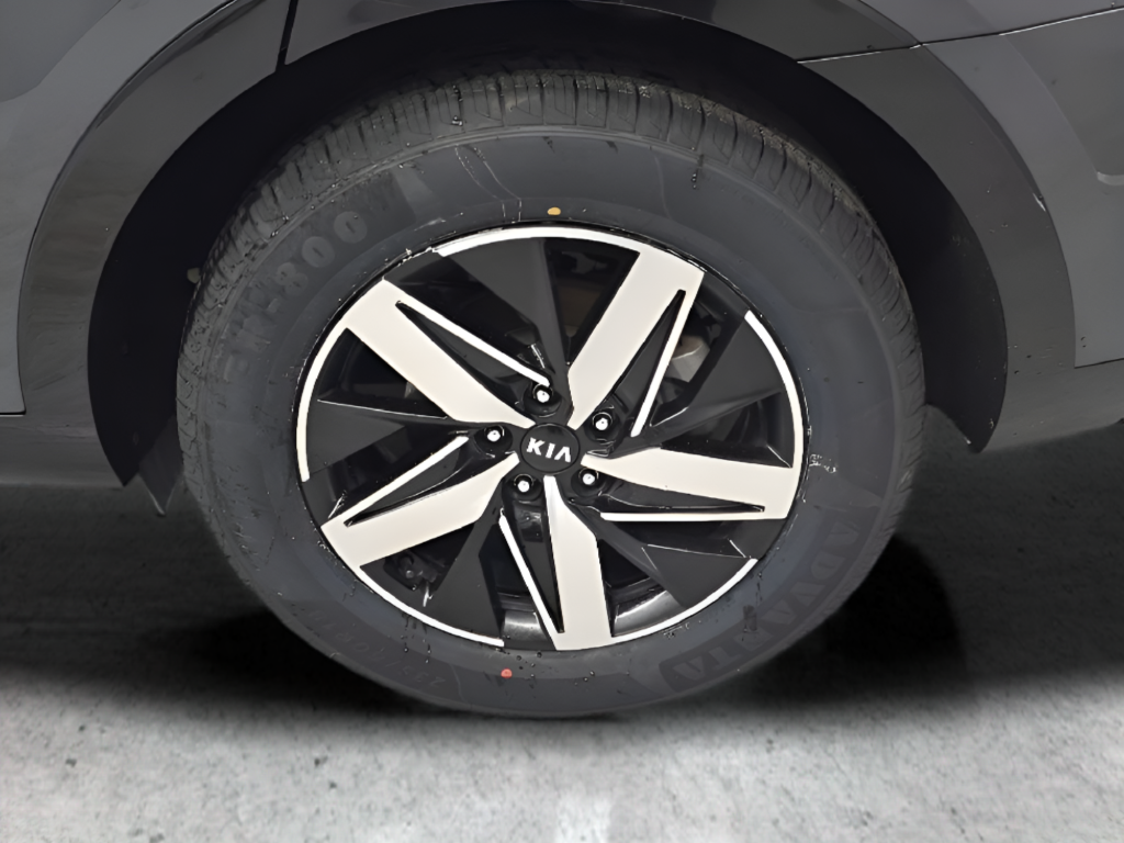 Used 2021 Gray Kia S image 42