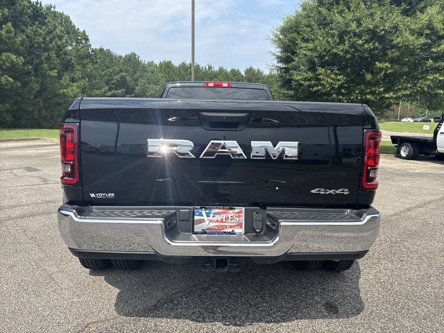 New 2026 Black RAM Tradesman image 6