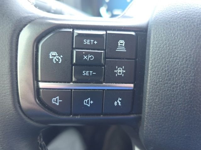 Certified Used 2024 Oxford White Ford XLT image 14