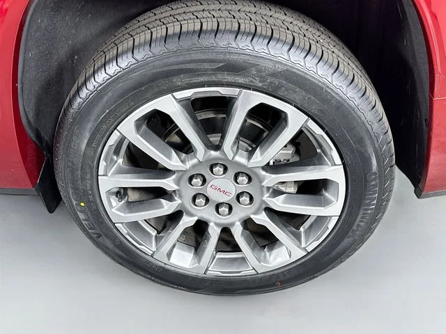 Used 2023 Red GMC Denali image 33