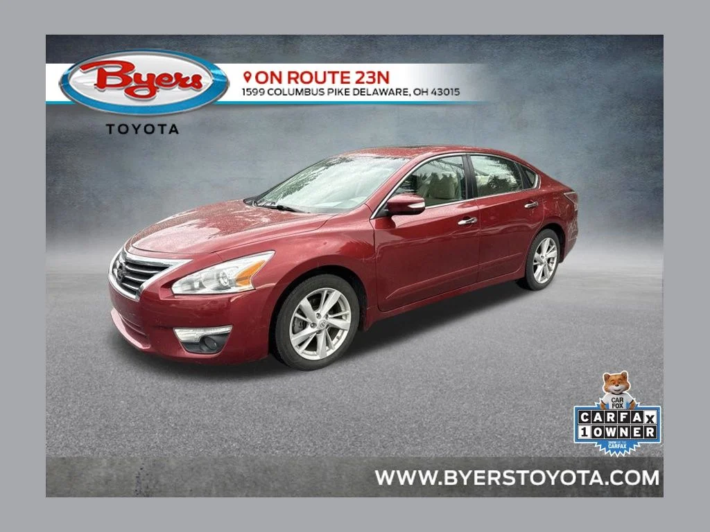 Used 2015 Red Nissan 2.5 SV image 1