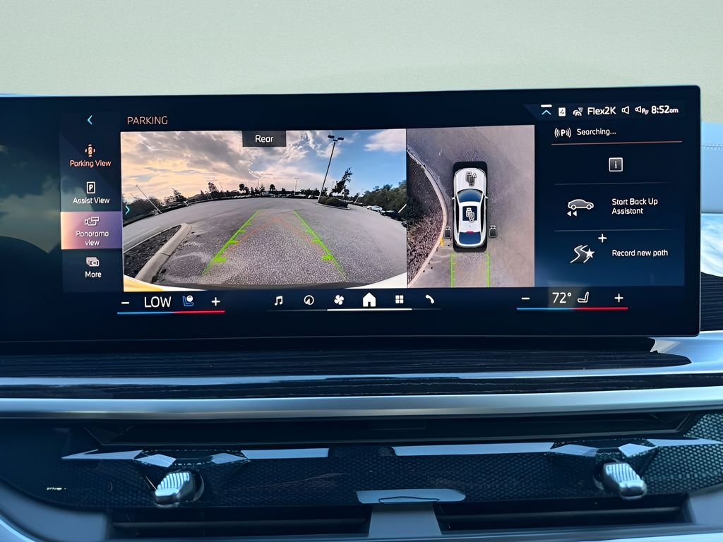 New 2027 White BMW xDrive40i image 18