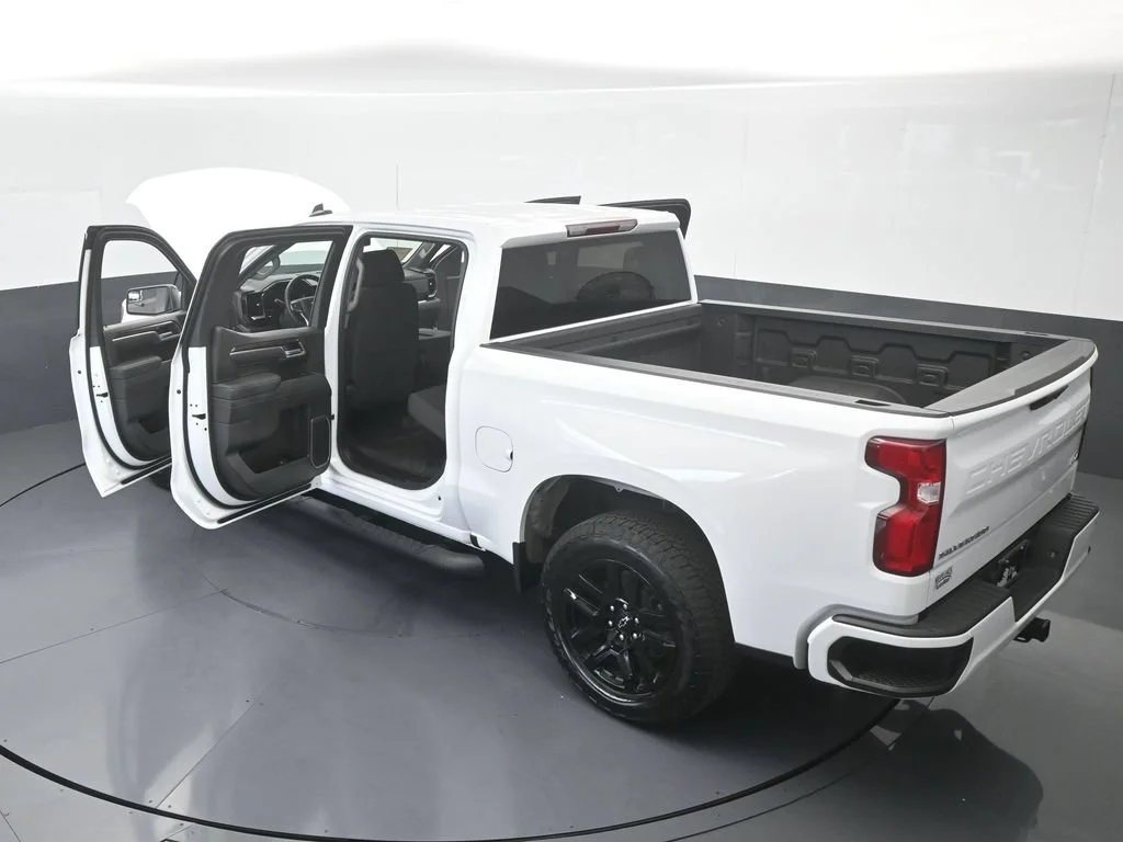 Used 2026 Summit White Chevrolet RST image 62