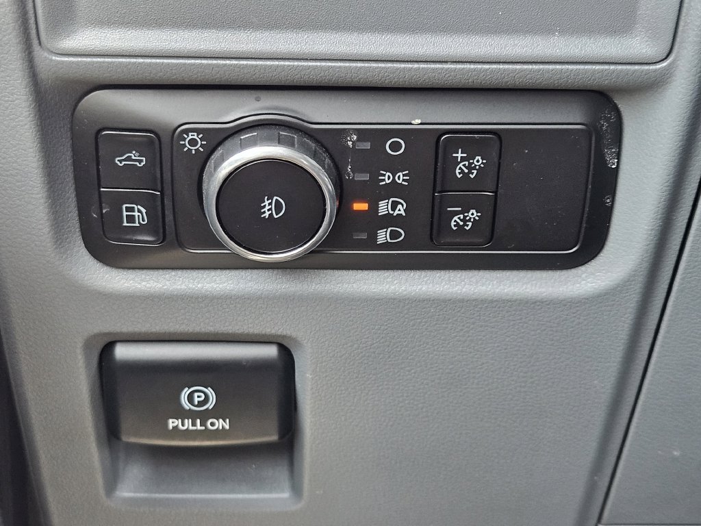Used 2025 White Ford XLT image 22