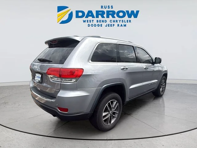 Used 2018 Silver Jeep Limited image 5