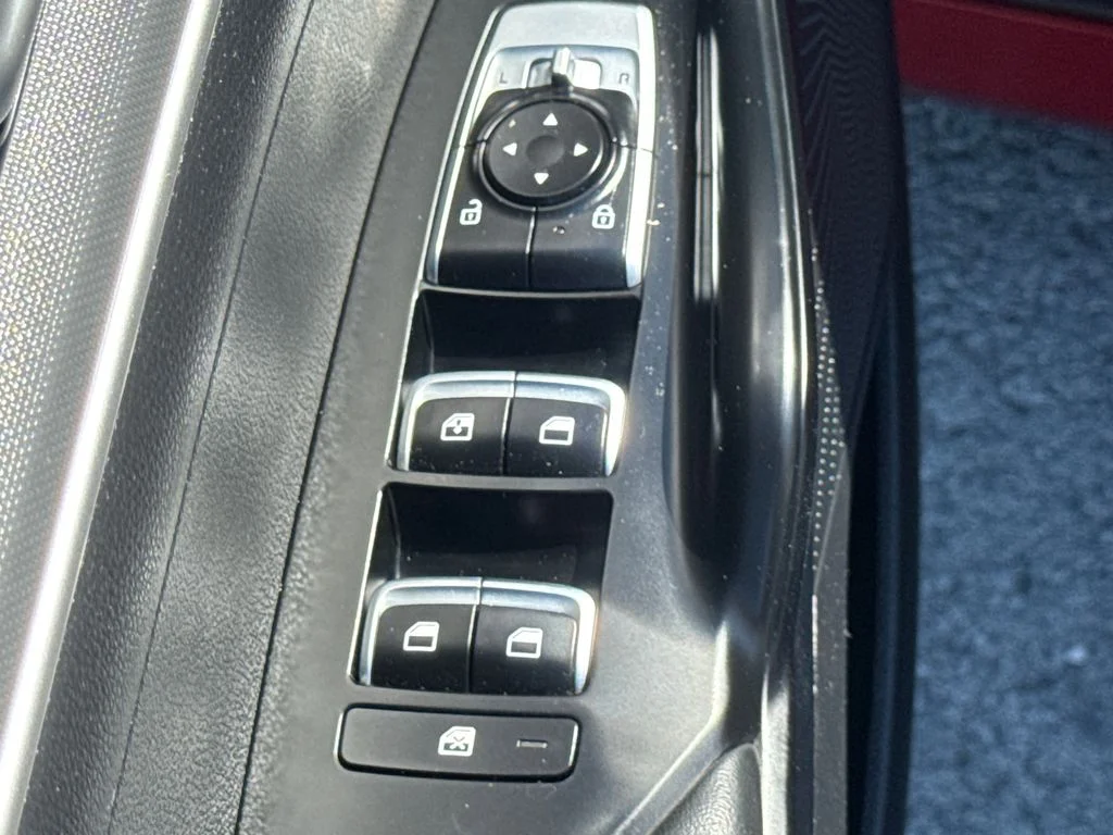 Used 2023 Passion Red Kia GT-Line image 25