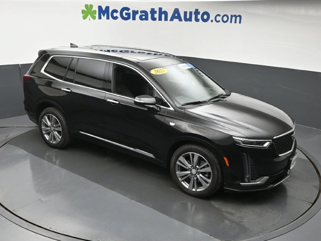 Used 2025 Black Cadillac Premium Luxury image 3