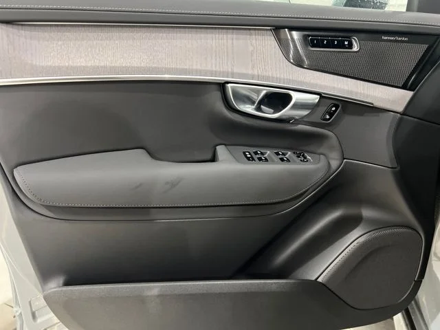 New 2026 Gray Metallic Volvo B6 Ultra image 10