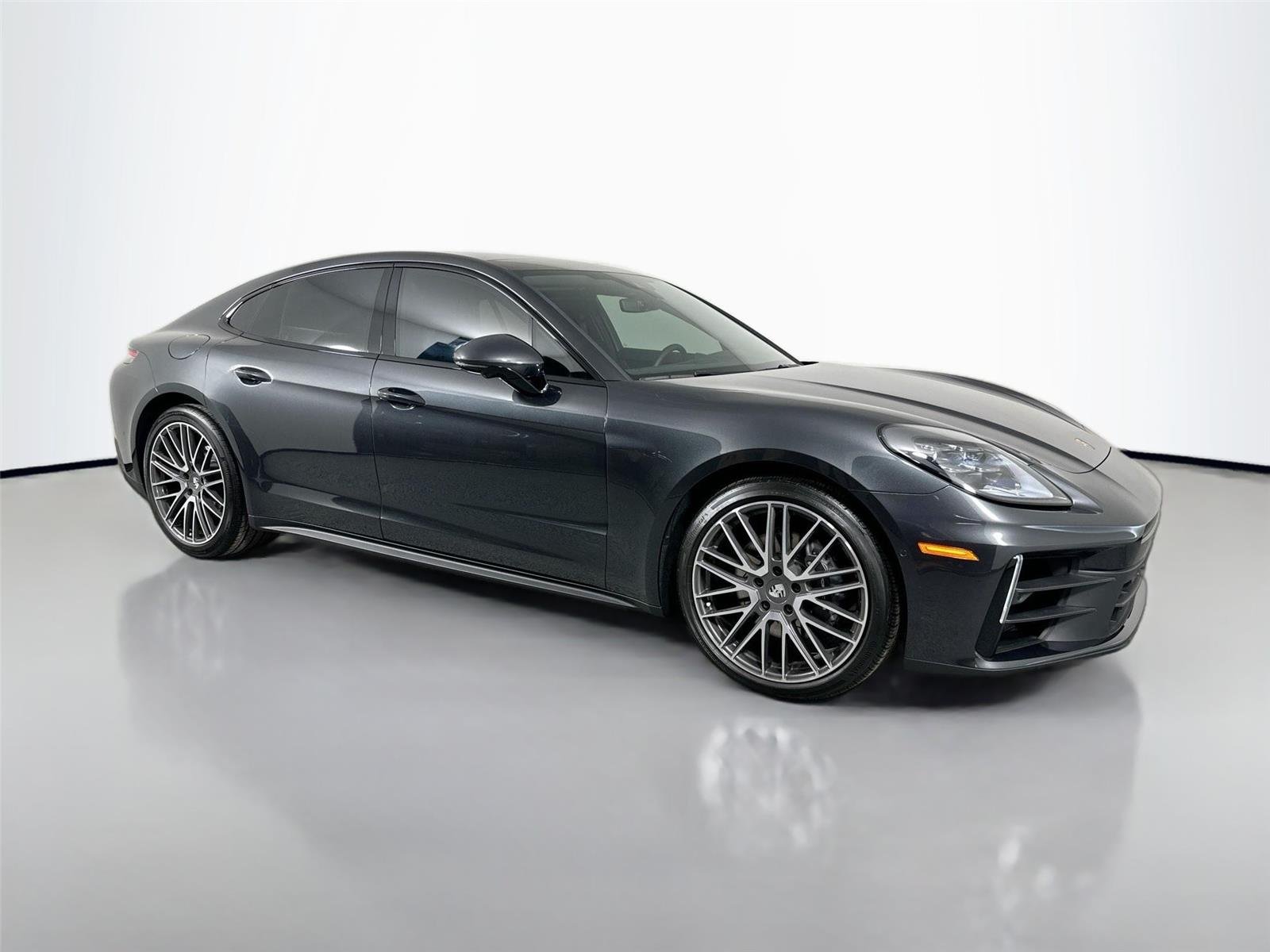 Used 2024 Volcano Grey Metallic Porsche  image 9