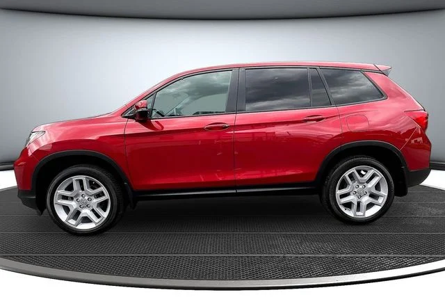 Used 2024 Red Honda EX-L image 8