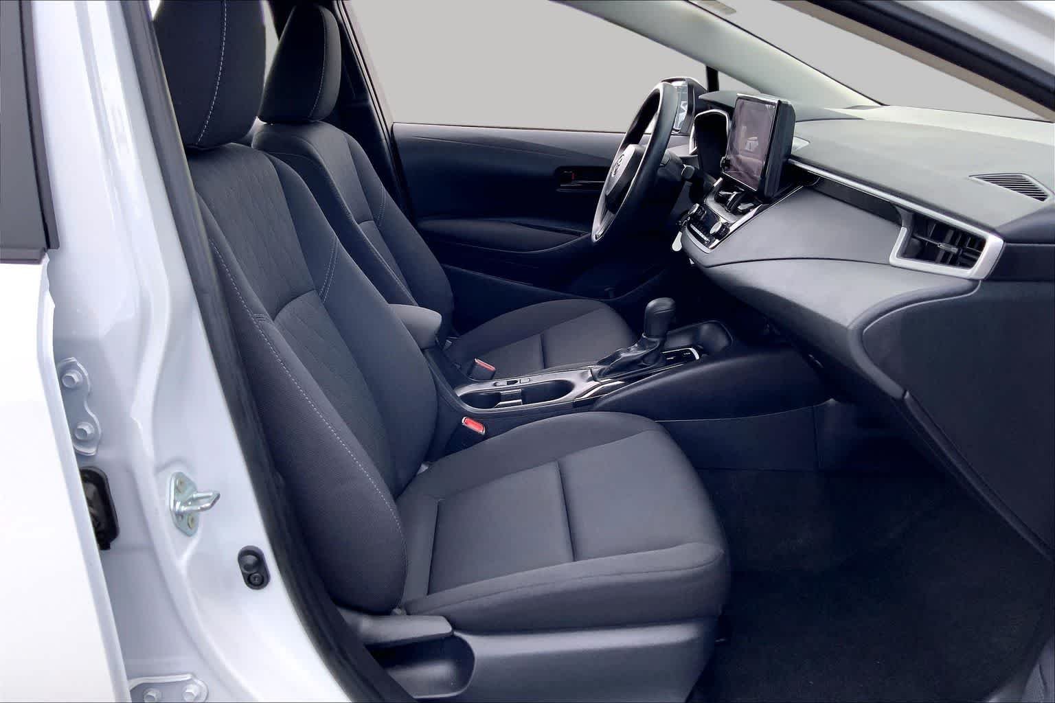 Used 2024 Ice Cap Toyota LE image 9
