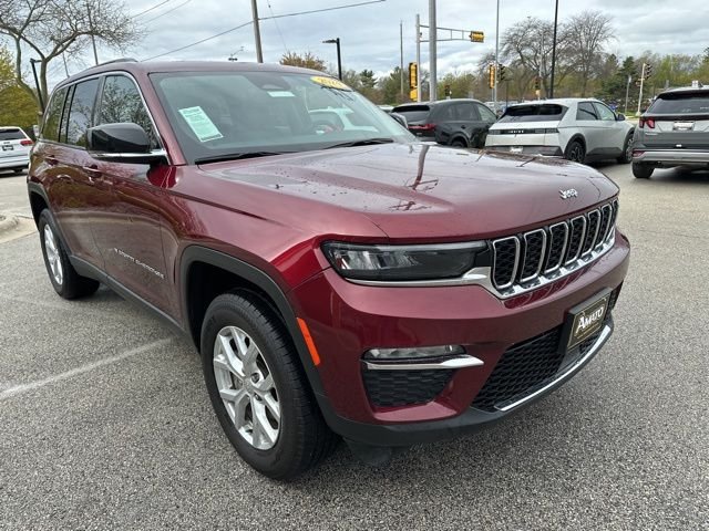 Used 2024 Red Jeep Limited image 4