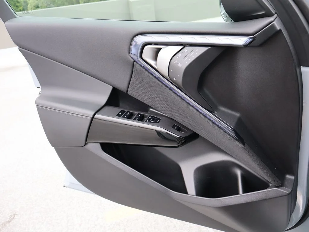 Used 2026 Gray BMW 30 xDrive image 35