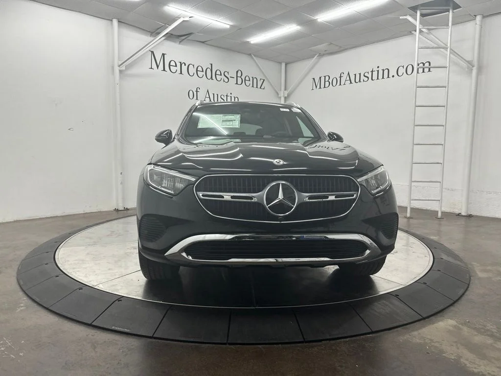 New 2026 Black Mercedes-Benz GLC 300 image 2