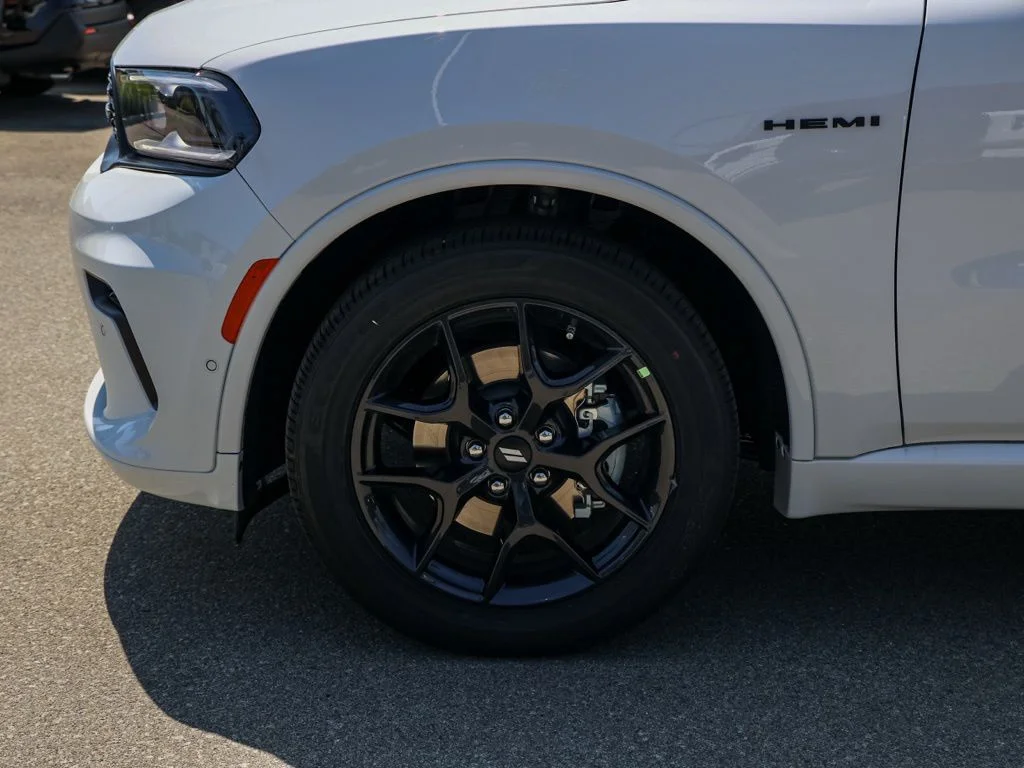 New 2026 White Knuckle Clear-Coat Exterior Paint Dodge GT Blacktop AWD Hemi image 9