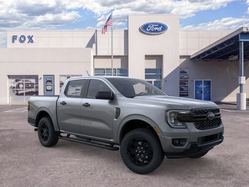 New 2026 Carbonized Gray Metallic Ford XLT image 7