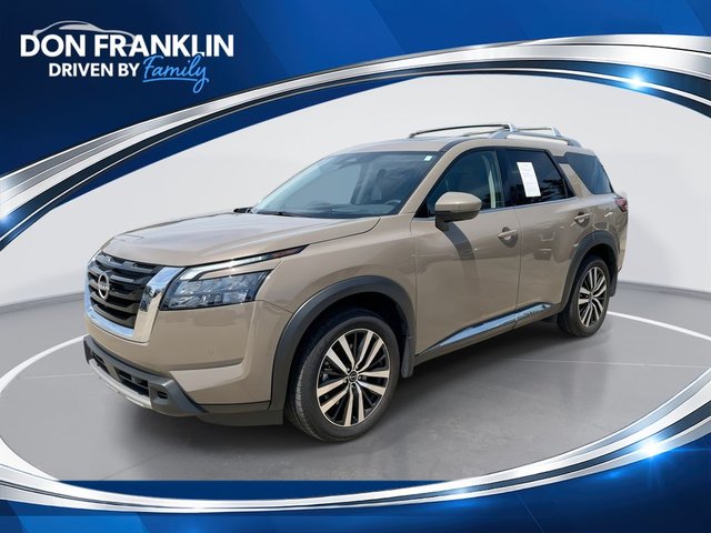 2025 Nissan Pathfinder Platinum