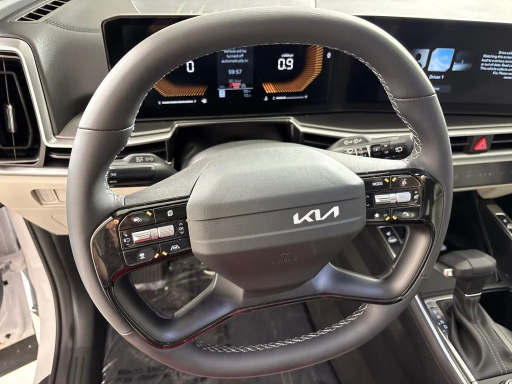 New 2026 White Kia S image 28