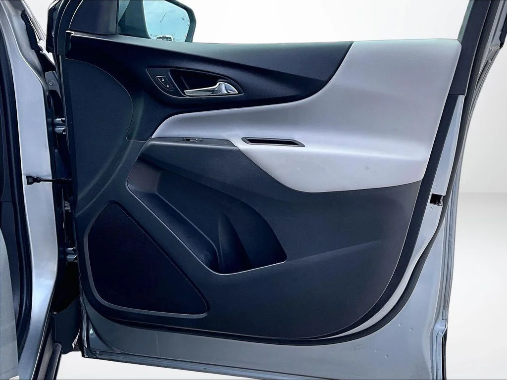 Used 2024 Gray Chevrolet LT image 25