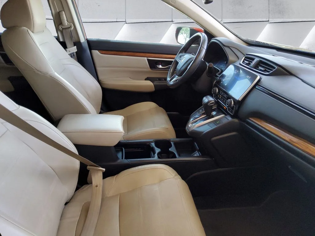 Used 2019 Red Honda Touring image 13