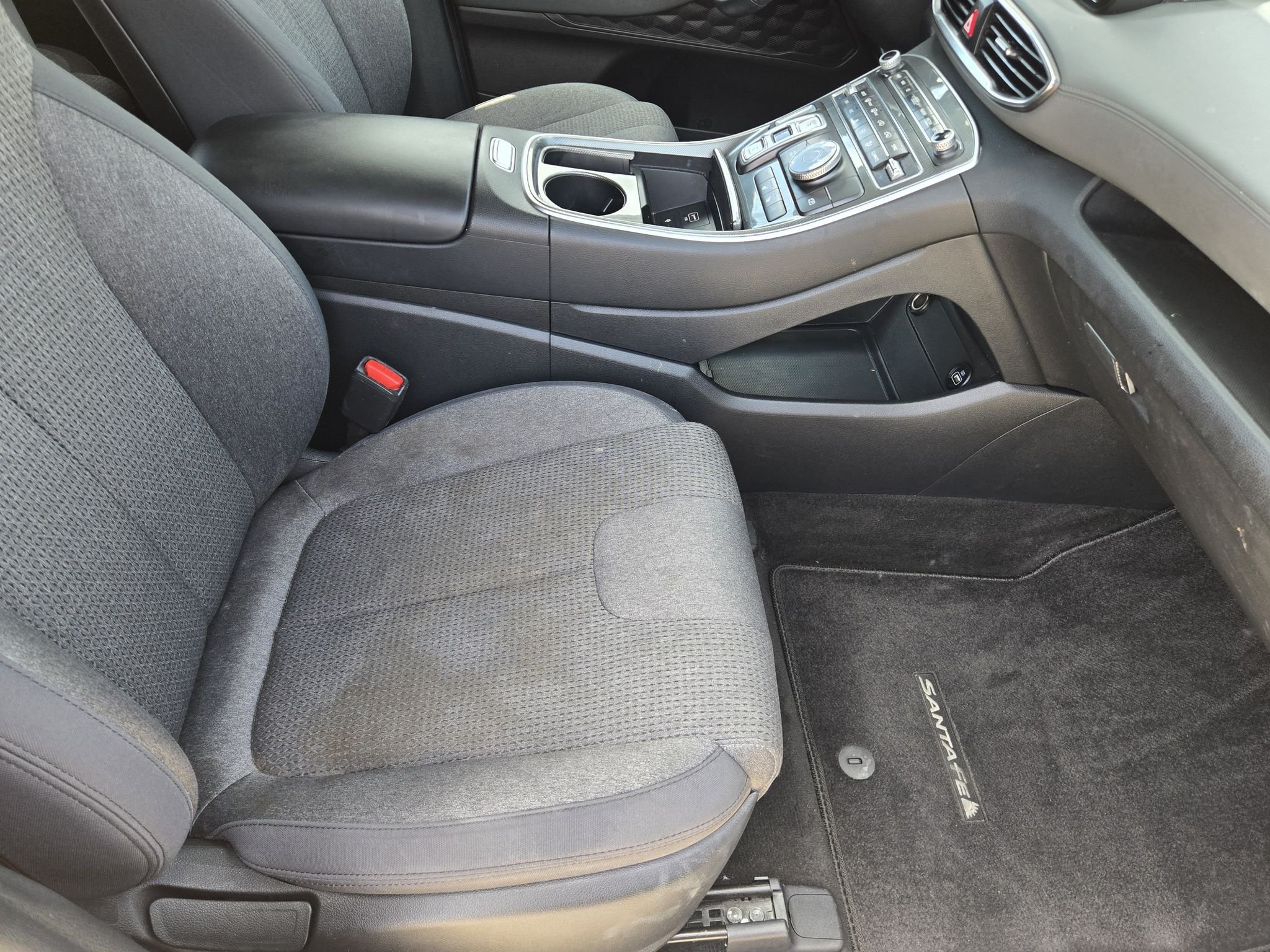 Used 2023 Shimmering Silver Hyundai SEL image 14