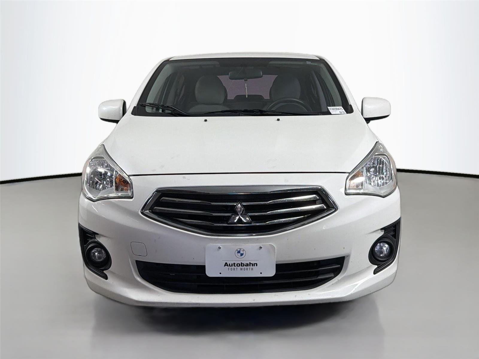 Used 2019 Pearl White Mitsubishi ES image 2