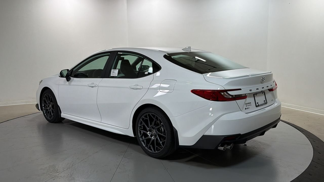 New 2026 Ice Cap Toyota  SE image 7